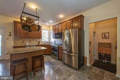 16 Crestview Dr, Kendall Park, NJ 08824 - photo 6