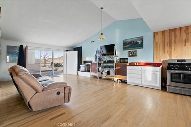 3873 Knox Ave unit HCR-1, Rosamond, CA 93560 - photo 3