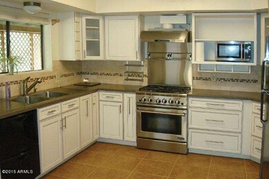 Kitchen w/ DCS Stove