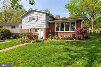 5302 Bangor Dr, Kensington, MD 20895 - photo 3