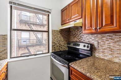 70 Orient Way unit 9, Rutherford, NJ 07070 - photo 6