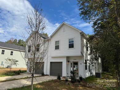 9717 Misenheimer Rd unit 5B, Charlotte, NC 28215 - photo 4