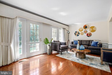 3736 Angelton Ct, Burtonsville, MD 20866 - photo 3