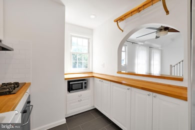 2312 Colston Dr unit 201, Silver Spring, MD 20910 - photo 6