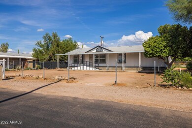 3-web-or-mls-743 S Pinal Dr, Apache Junc