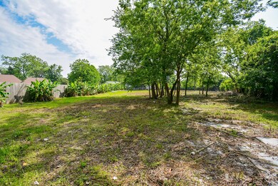 7110 Darien St, Houston, TX 77028 - photo 4