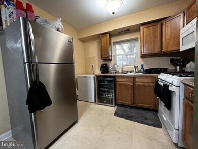 12000 Tarragon Rd unit A, Reisterstown, MD 21136 - photo 4