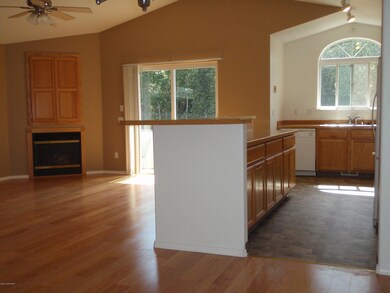 Living room/kitchen