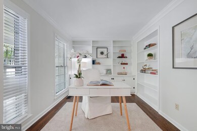 11611 Deer Forest Rd, Reston, VA 20194 - photo 3