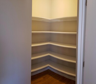4 Kitchen Pantry