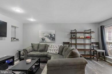 10858 Will Painter Dr, Owings Mills, MD 21117 - photo 5