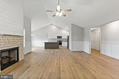 1267 Fulton Rd, Hedgesville, WV 25427 - photo 7