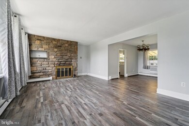 2202 Mary Ln, Broomall, PA 19008 - photo 3