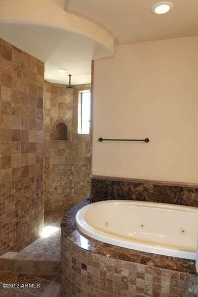 Master Bath-Jetted Tub