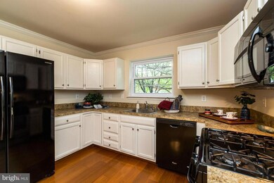 4945 Lockard Dr, Owings Mills, MD 21117 - photo 6