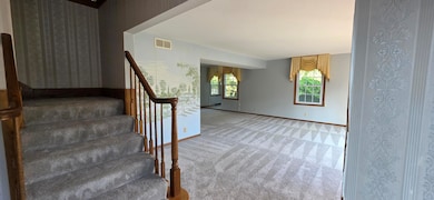 866 E Pioneer Rd, Mequon, WI 53097 - photo 7