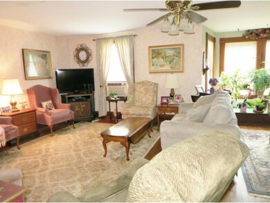 131 E Main St, Richmond, VT 05477 - photo 7