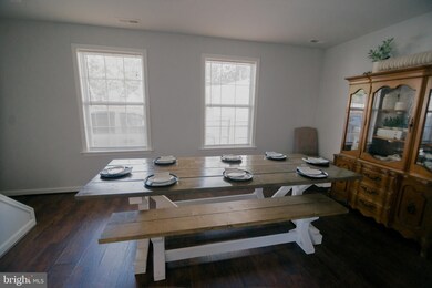 7832 E Shore Rd, Pasadena, MD 21122 - photo 6