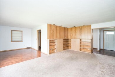 810 15th St, Perry, IA 50220 - photo 6