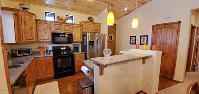 005_Kitchen