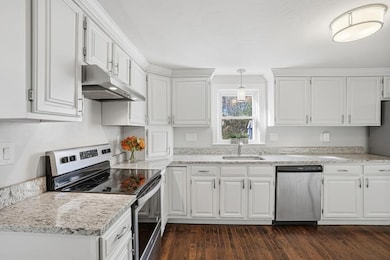 49 Grove St, Upton, MA 01568 - photo 6