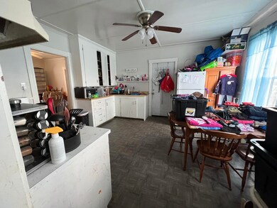 6.1 1st Flr Kitchen