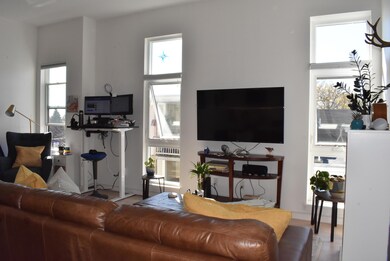 1 Joy Place unit 3B, Portland, ME 04102 - photo 2