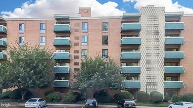 Lafayette Park unit 209, Falls Church, VA 22041 - photo 7