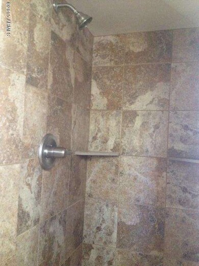 MASTER SHOWER