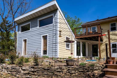 Back of Home - pic 3