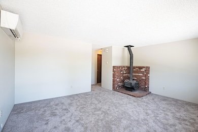 501 SE Wilson Ave, Bend, OR 97702 - photo 5