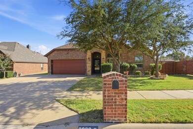 8900 Stone Top Dr, Fort Worth, TX 76179 - photo 2