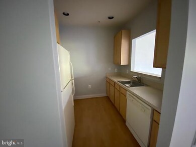 11924 Darnestown Rd unit 204, Gaithersburg, MD 20878 - photo 7