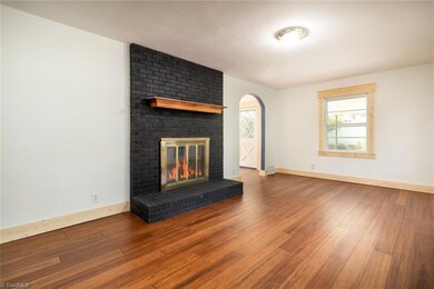 114 Haverly Dr, High Point, NC 27265 - photo 2