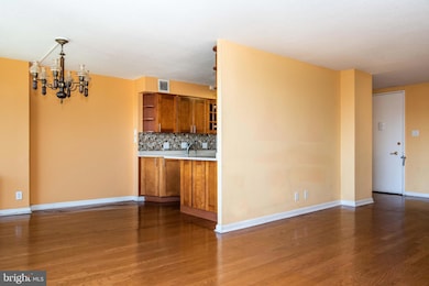 Green Hill Condominiums unit W-903, Wynnewood, PA 19096 - photo 7