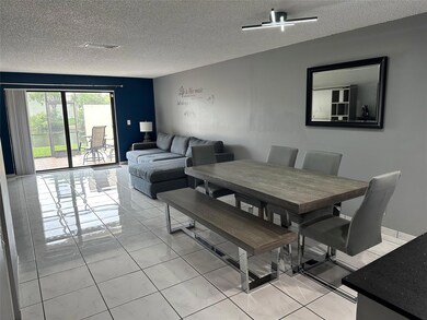 Living/ Dining