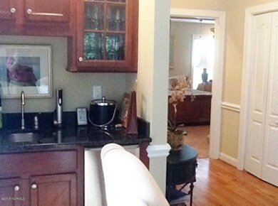 7 -Wet Bar 2 web