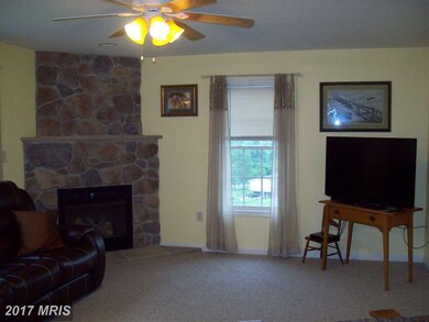 1724 Bell Ave, Chambersburg, PA 17202 - photo 7