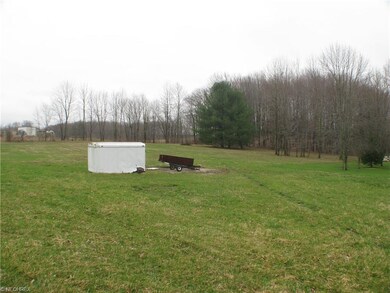 Back Yard is L-shaped