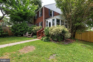 2629 Farmington Dr, Alexandria, VA 22303 - photo 5
