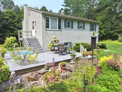 Sunny spacious back deck