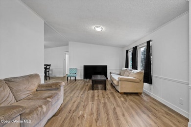 06-Living Room