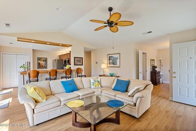 009_1013_summerlin_falls_court-9