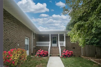 1023 Greenmont Dr, Asheboro, NC 27205 - photo 3