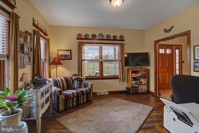 858 Pine Stump Rd, Chambersburg, PA 17202 - photo 6