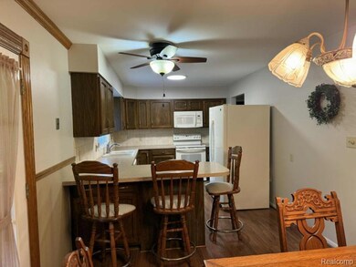 957 Linda St, Bad Axe, MI 48413 - photo 5