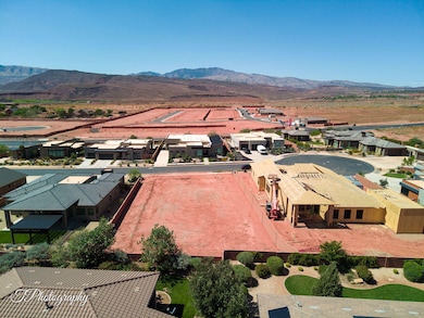 13-web-or-mls-150 N Arrowhead Ln-9