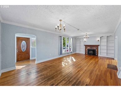 643 S 12th Ct, Coos Bay, OR 97420 - photo 3