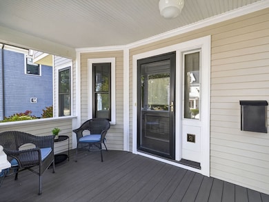 51 Wren St, West Roxbury, MA 02132 - photo 3