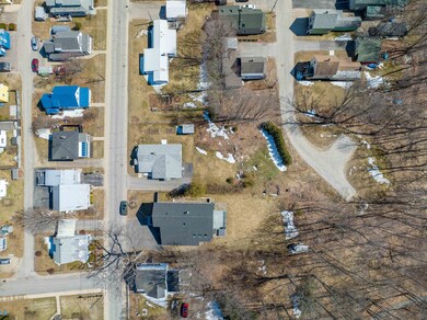 25 School St, Lincoln, NH 03251 - photo 6